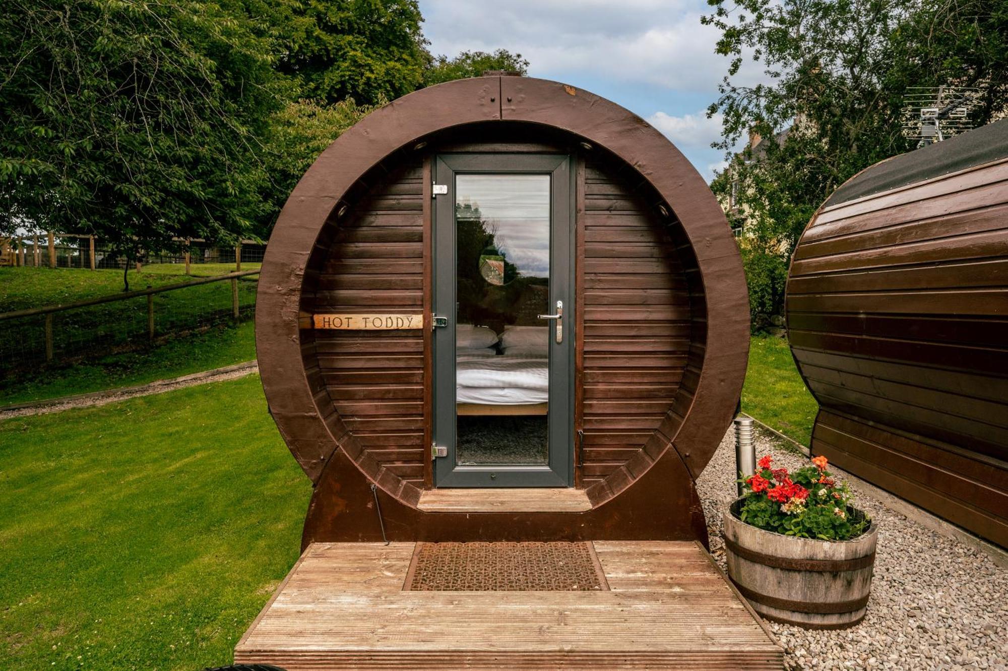 Delny Glamping And Farm Animals Invergordon Exterior foto